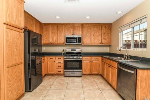1635 Dewey St, Vallejo, CA 94590 photo 10