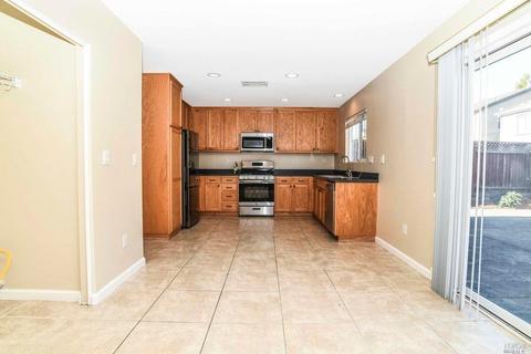 1635 Dewey St, Vallejo, CA 94590 photo 7