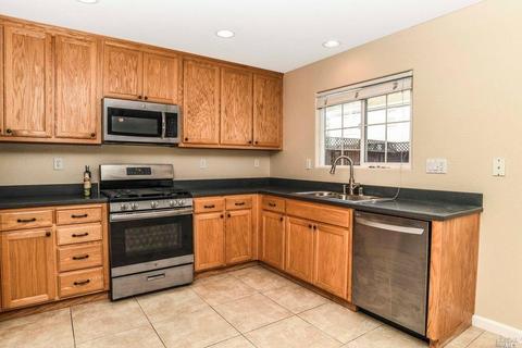 1635 Dewey St, Vallejo, CA 94590 photo 11
