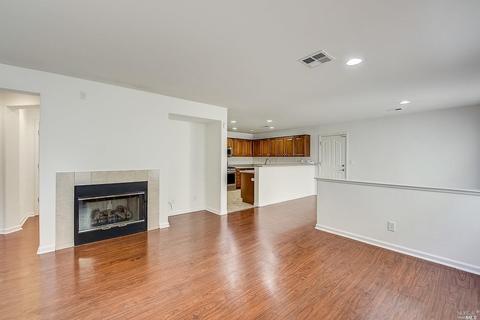 3019 Roadrunner Dr, Fairfield, CA 94533 photo 6