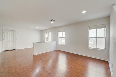 3019 Roadrunner Dr, Fairfield, CA 94533 photo 3