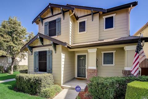 3019 Roadrunner Dr, Fairfield, CA 94533 photo 1