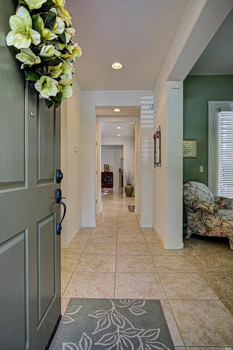 1071 Madrone Ave, Vallejo, CA 94592 photo 3