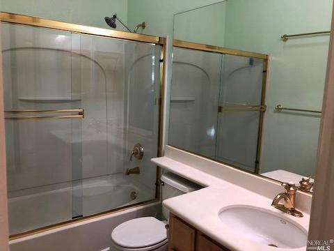 7101 Majestic Ct, Vallejo, CA 94591 photo 17