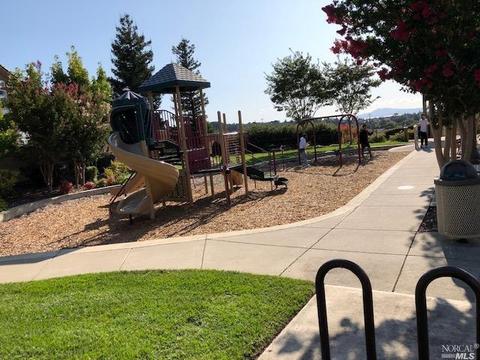 7101 Majestic Ct, Vallejo, CA 94591 photo 3