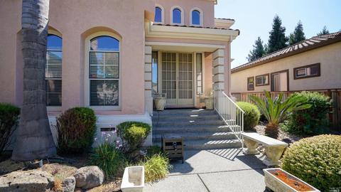 762 Pavilion Dr, Fairfield, CA 94534 photo 3