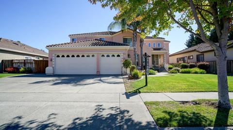 762 Pavilion Dr, Fairfield, CA 94534 photo 2