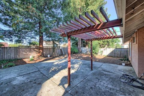 143 Britannia Ct, Vallejo, CA 94591 photo 17