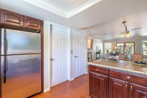 1840 Sutter Ct, Napa, CA 94559 photo 13