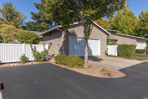 1840 Sutter Ct, Napa, CA 94559 photo 3