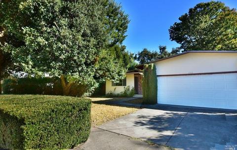 17963 Riverside Dr, Sonoma, CA 95476 photo 3