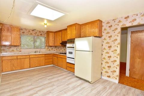 17963 Riverside Dr, Sonoma, CA 95476 photo 6