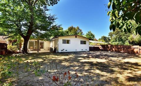 17963 Riverside Dr, Sonoma, CA 95476 photo 15