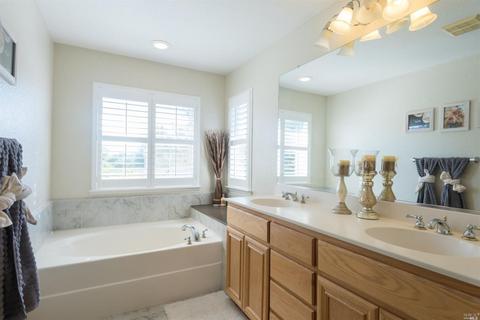 145 Decanter Cir, Windsor, CA 95492 photo 15
