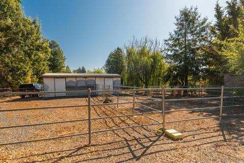 627 Hunter Ln, Santa Rosa, CA 95404 photo 43