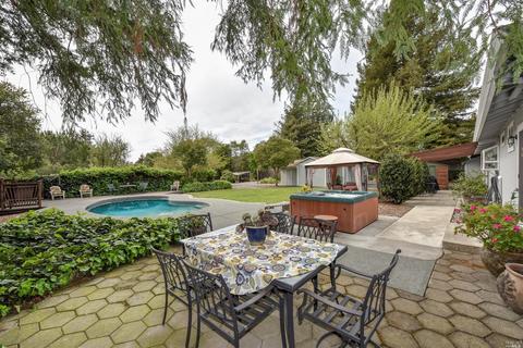 627 Hunter Ln, Santa Rosa, CA 95404 photo 5
