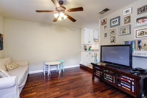 302 Olympic Ct, Petaluma, CA 94954 photo 11