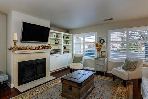 302 Olympic Ct, Petaluma, CA 94954 photo 6