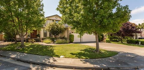 770 Pavilion Dr, Fairfield, CA 94534 photo 1