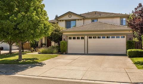 770 Pavilion Dr, Fairfield, CA 94534 photo 2