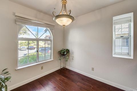 253 Sandy Beach Rd, Vallejo, CA 94590 photo 3