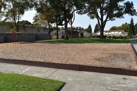82 El Toro Ct, Fairfield, CA 94533 photo 13