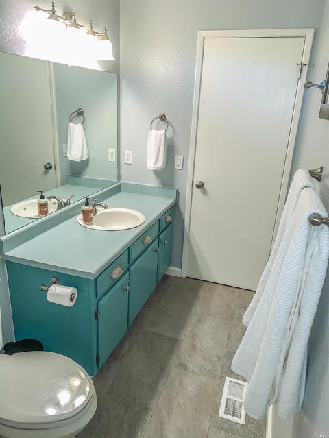 979 Springfield Ct, Windsor, CA 95492 photo 14