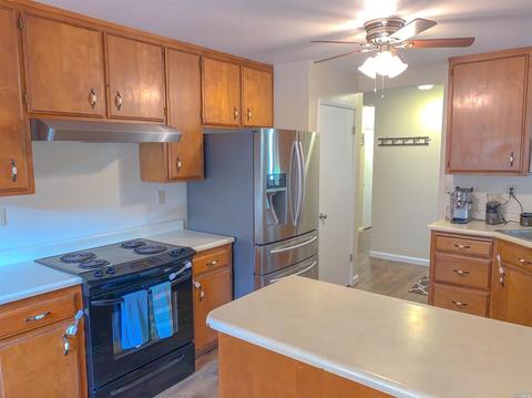 979 Springfield Ct, Windsor, CA 95492 photo 4