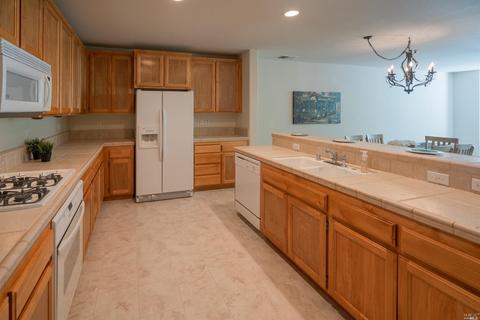 964 Mcclelland Dr, Windsor, CA 95492 photo 5