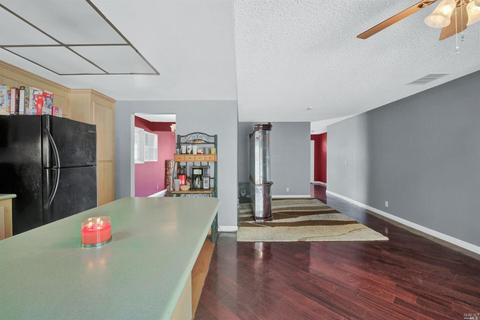 101 Beverly Ct, Vacaville, CA 95687 photo 24