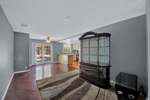 101 Beverly Ct, Vacaville, CA 95687 photo 25