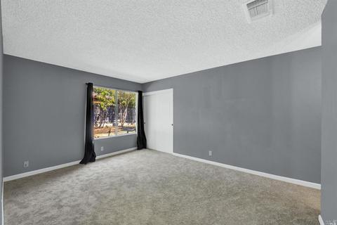 101 Beverly Ct, Vacaville, CA 95687 photo 32