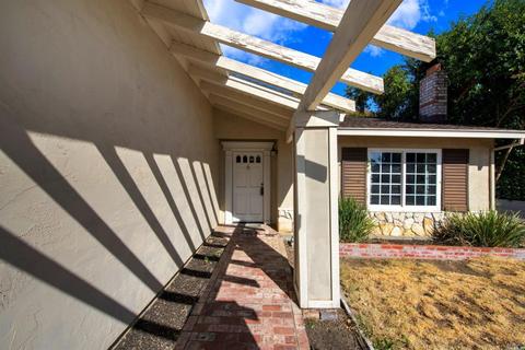 101 Beverly Ct, Vacaville, CA 95687 photo 8
