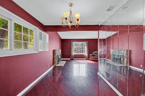 101 Beverly Ct, Vacaville, CA 95687 photo 15