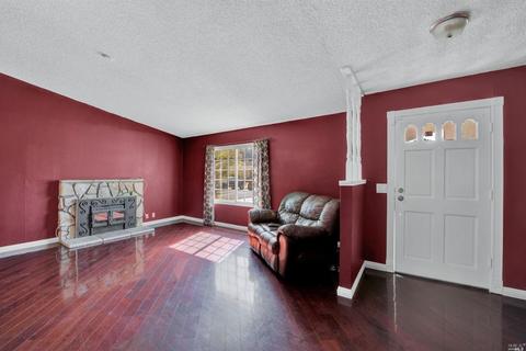 101 Beverly Ct, Vacaville, CA 95687 photo 10