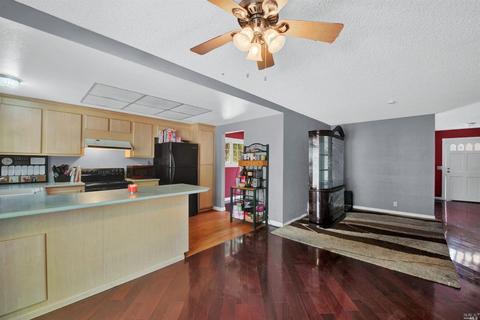 101 Beverly Ct, Vacaville, CA 95687 photo 20