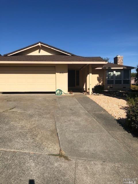 461 Sandstone Dr, Vacaville, CA 95688 photo 1