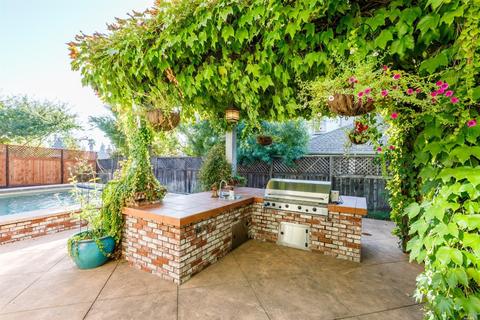 222 Lorraine Ct, Healdsburg, CA 95448 photo 5