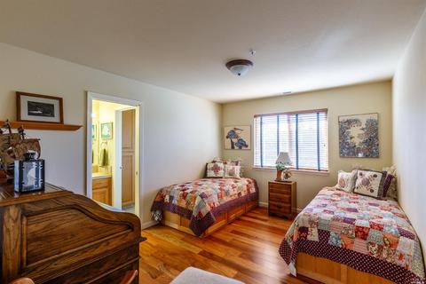 222 Lorraine Ct, Healdsburg, CA 95448 photo 19