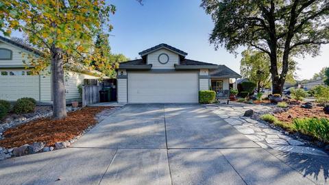 800 Elderberry St, Windsor, CA 95492 photo 3