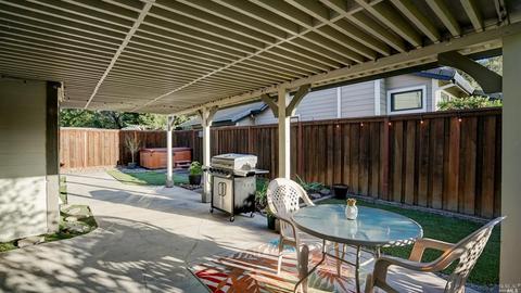 800 Elderberry St, Windsor, CA 95492 photo 28