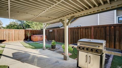 800 Elderberry St, Windsor, CA 95492 photo 31