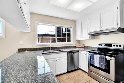 213 Cascade Dr, Vacaville, CA 95687 photo 8