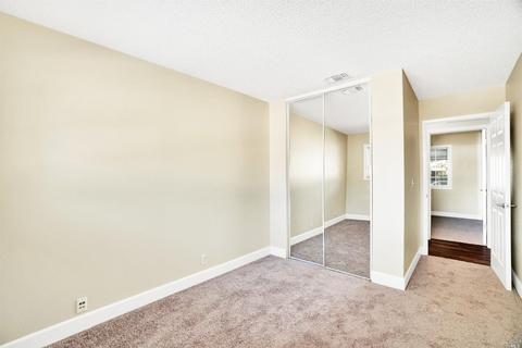 213 Cascade Dr, Vacaville, CA 95687 photo 15