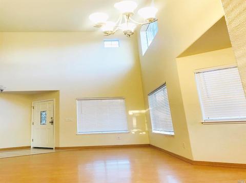 2175 Garnet Cir, Vallejo, CA 94591 photo 6