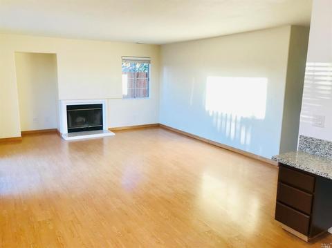 2175 Garnet Cir, Vallejo, CA 94591 photo 9
