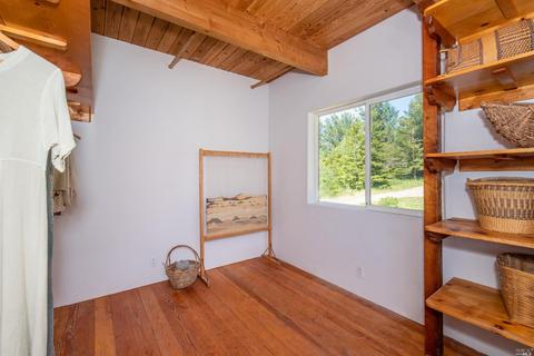 18750 Fitzpatrick Ln, Occidental, CA 95465 photo 10