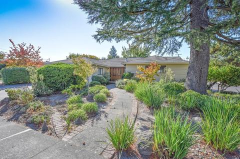 473 Chase St, Sonoma, CA 95476 photo 2