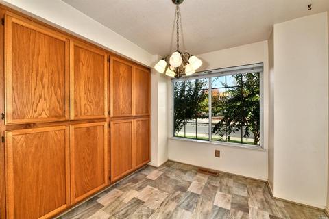 8417 Shadetree Dr, Windsor, CA 95492 photo 5