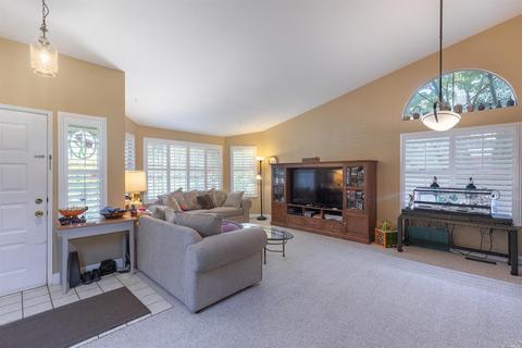104 Cornell St, Windsor, CA 95492 photo 9